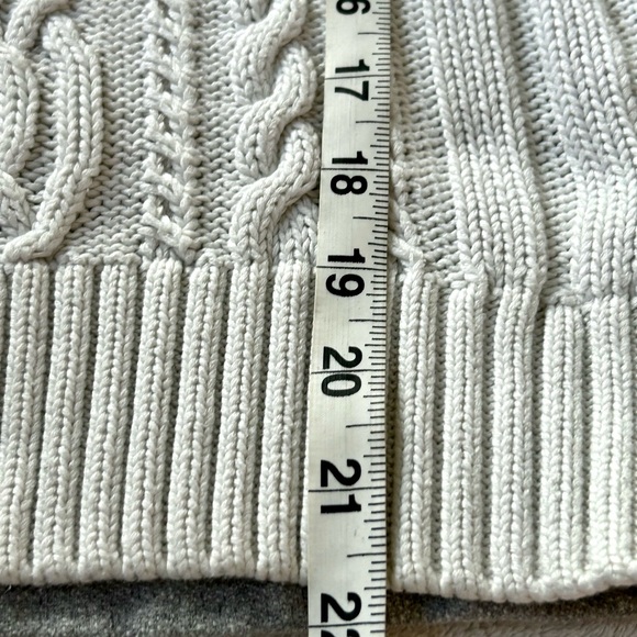 Skyr Hybrid Gray Crewneck Sweatshirt with White Cable Knit Front size S - Picture 8 of 9